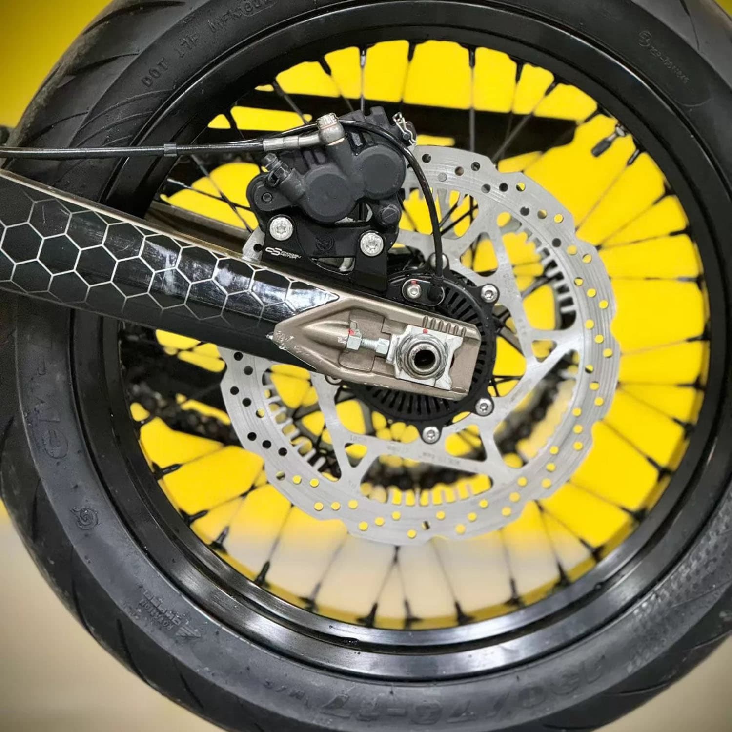 ชุดอัพเกรดเบรก Ultra Bee Compl - Front Rear Brake Caliper Bracket Kit บทวิจารณ์และราคา